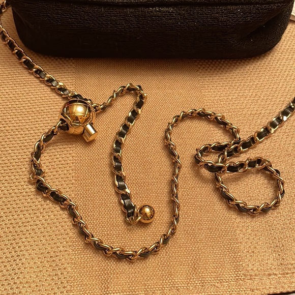 Black gold glittery Chanel bag - Picture 5 of 5